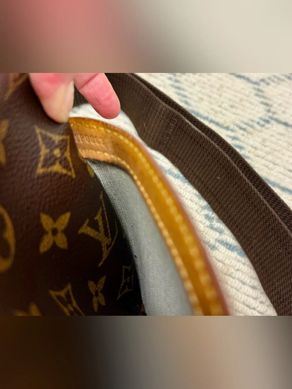 LOUIS VUITTON Vintage Unisex Y2K Brown Monogram Canvas Reporter PM Crossbody